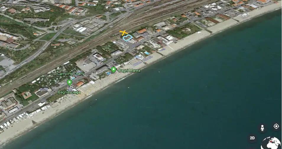 House Of Fly With Sea View, Front The Beach Savona Buitenkant foto